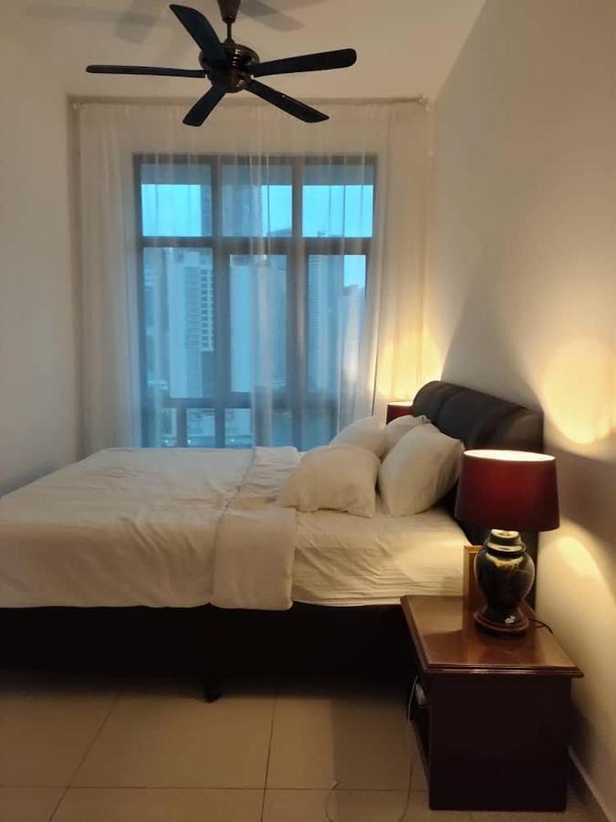 Klcc Legasi Direct View With A Superking Bed At A 3-Bedroom Premium Unit Kuala Lumpur Eksteriør bilde